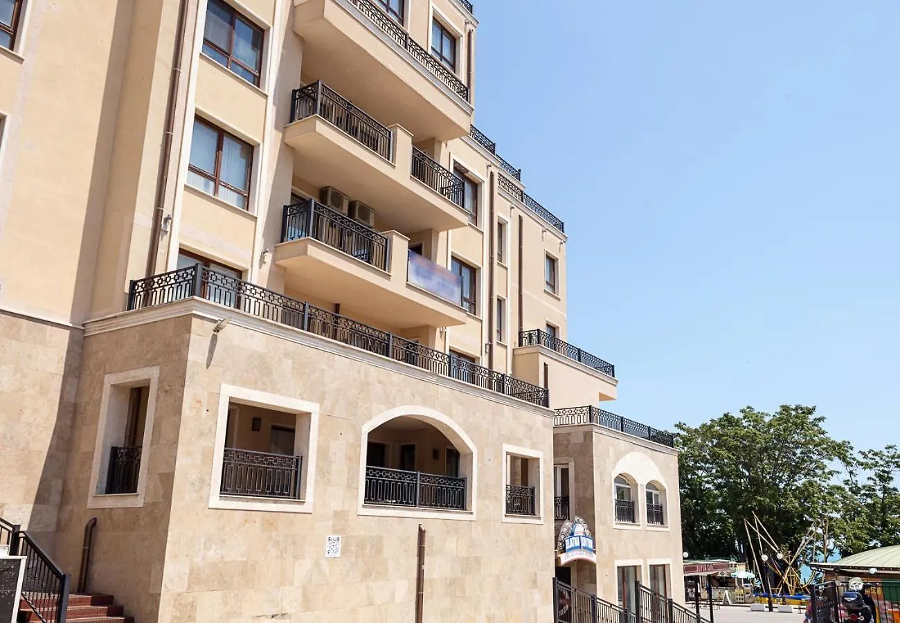 شقة Beachfront Bliss-1Br Sea View Flat In Golden Sands By Flat Mаnаger فارنا