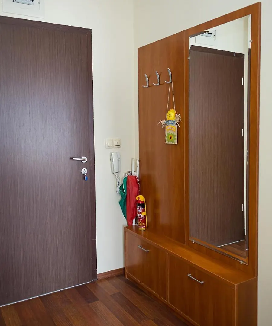 Beachfront Bliss-1Br Sea View Flat In Golden Sands By Flat Mаnаger فارنا