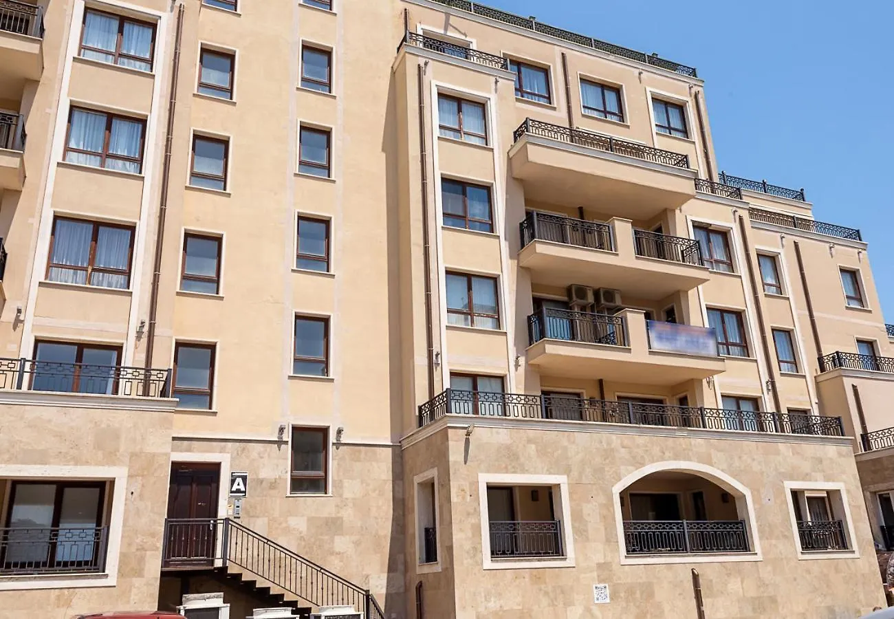 Beachfront Bliss-1Br Sea View Flat In Golden Sands By Flat Mаnаger فارنا